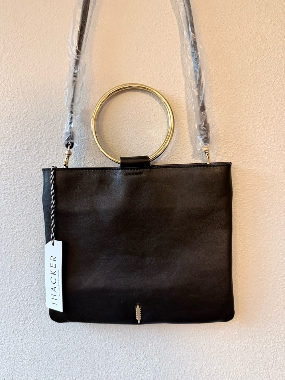 Thacker Black Leather Structured Bag Fall Fashion 2026 Trend Hard Handle